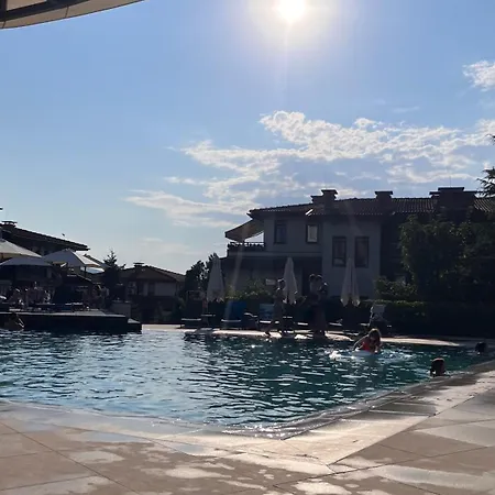 Апартаменти Santa Marina Village Iskra Созополь